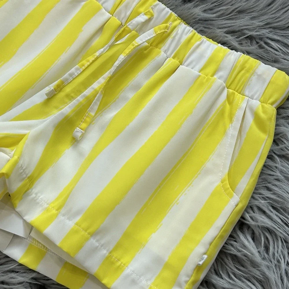 Someone‎ Kids Stripe Shorts 140/10Y Yellow/White Vertical Stripes Elastic Waist